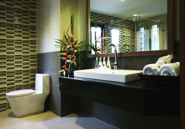 Deluxe Room, 1 Double or 2 Twin Beds, Pool View