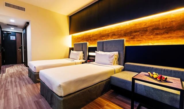 Deluxe Room Renovated - Twin Bed (NS)