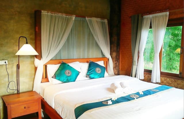 Villa With A/C (Chomjan House)