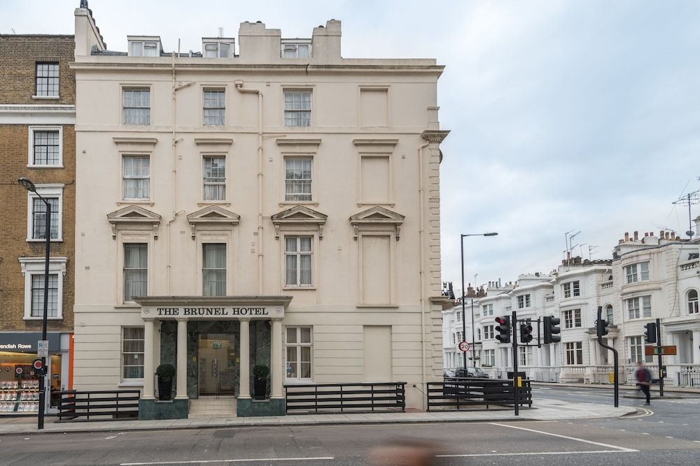 Brunel Hotel0