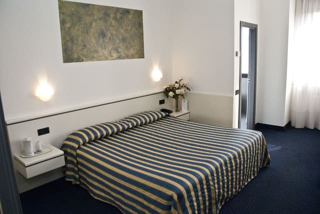 Deluxe Double Room Single Use