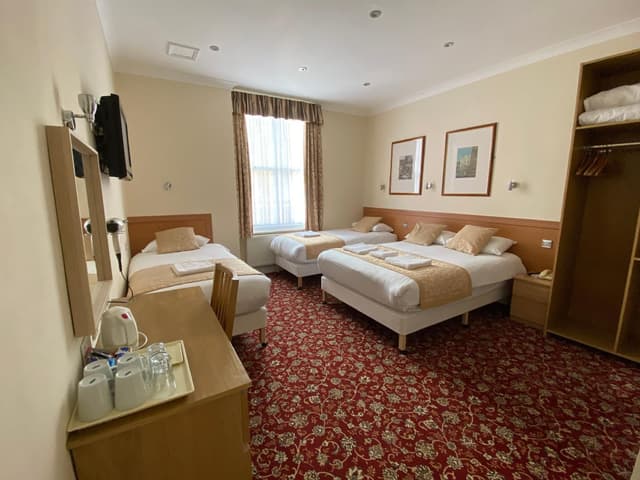 Triple Room
