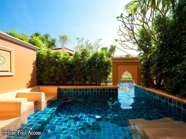 Deluxe Pool Access