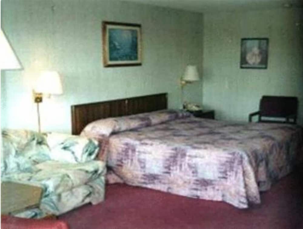 Knights Inn And Suites Branson1