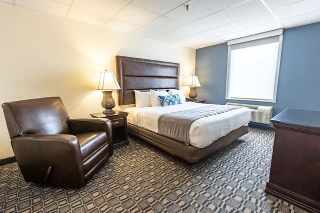 Classic Room, 1 King Bed