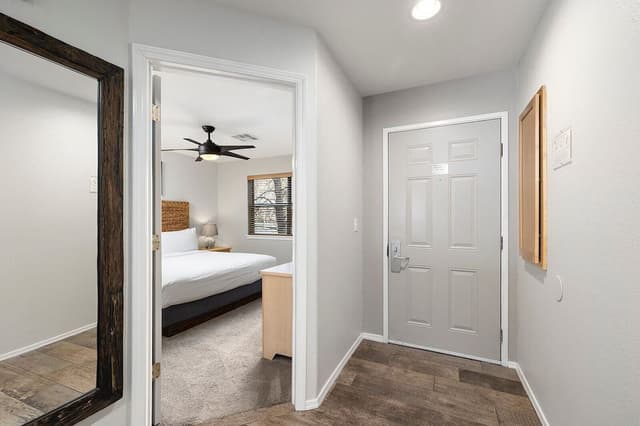 Condo, 1 Bedroom