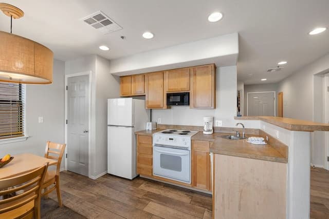 Condo, 1 Bedroom