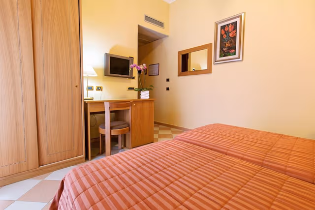 Standard Double or Twin Room, Balcony