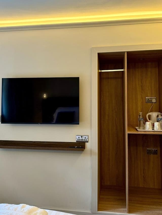 Deluxe Double Room, Ensuite, Garden View