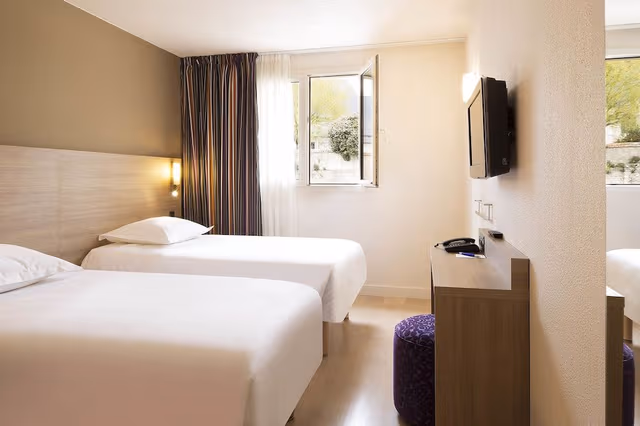 Comfort Twin Room