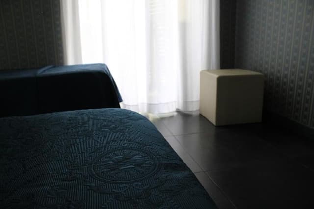 Single Room, Private Bathroom