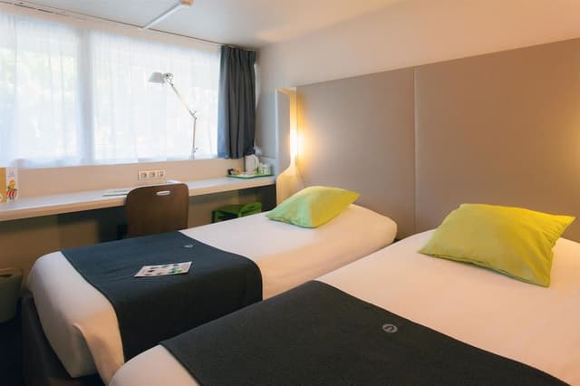 Standard Room, 2 Twin Beds