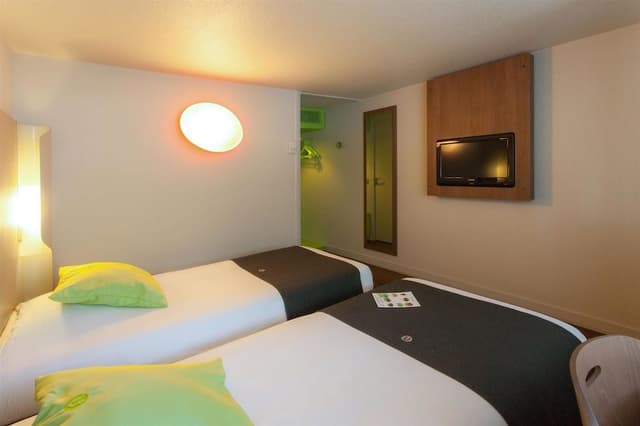 Standard Room, 2 Twin Beds