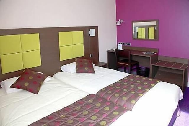Superior Twin Room