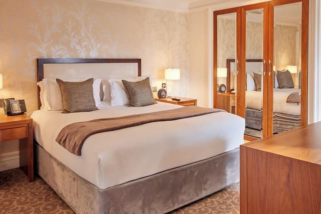 Royal Horseguards Suite