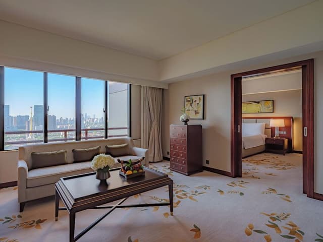Club Premier Suite - King