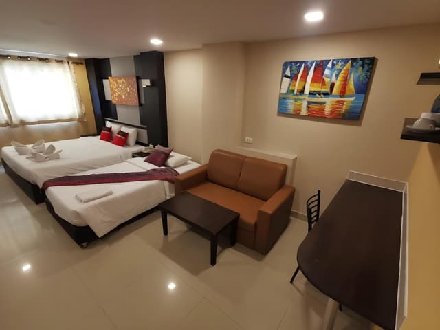 Deluxe Twin Room