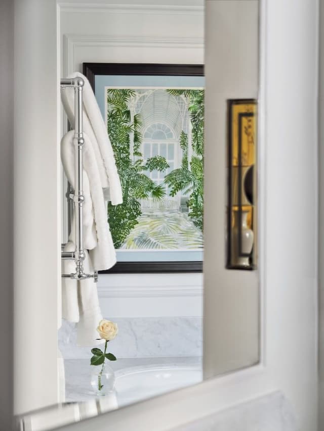 Suite (Belgravia)
