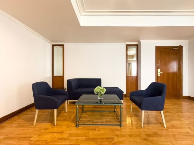 One Bedroom Suite Twin