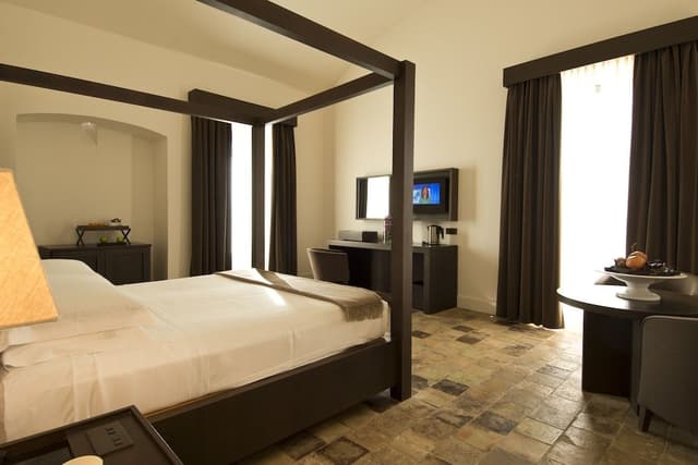 Exclusive Double or Twin Room