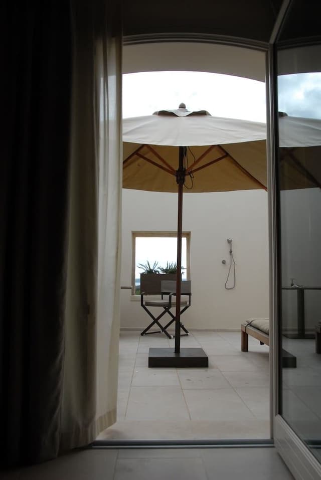 Suite, Sea View