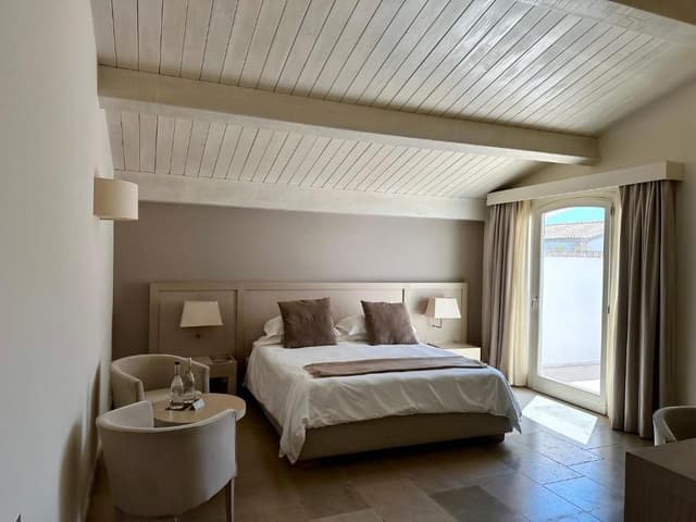Exclusive Room