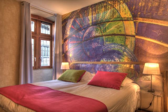 Double Room (Cathedral View)