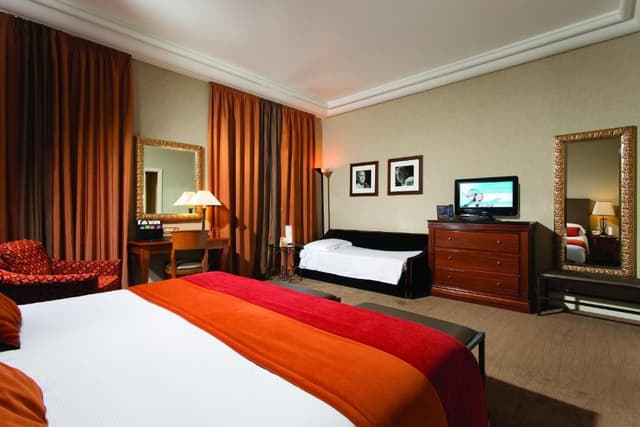 Superior Triple Room