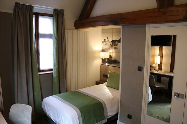 Triple Room (Mouton Blanc)