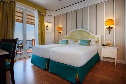 Premium Family Terrace Room