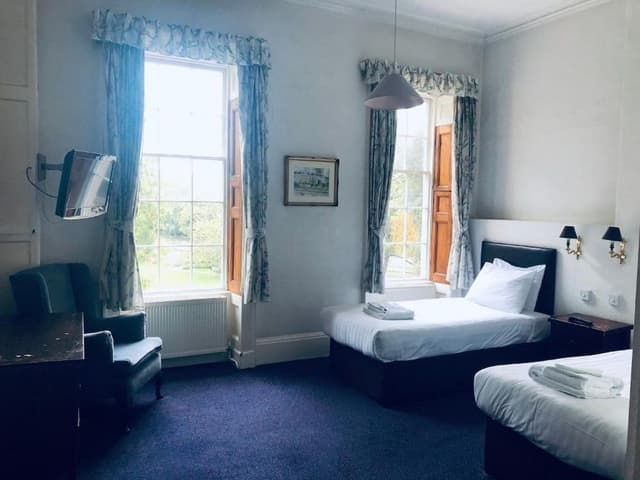 Twin Room, Ensuite