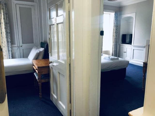 Family Room, Ensuite