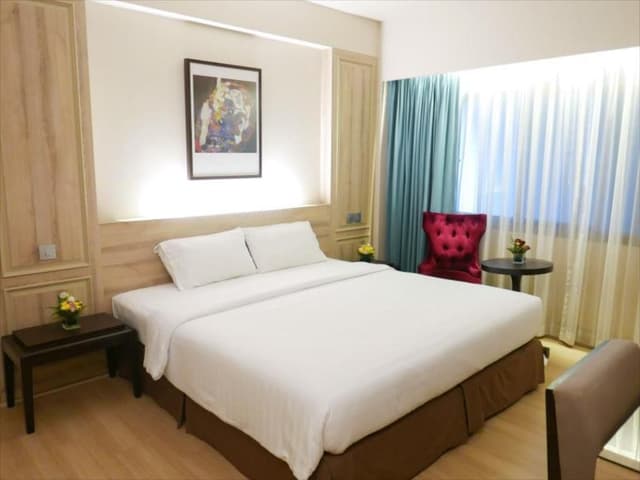 Premier Room