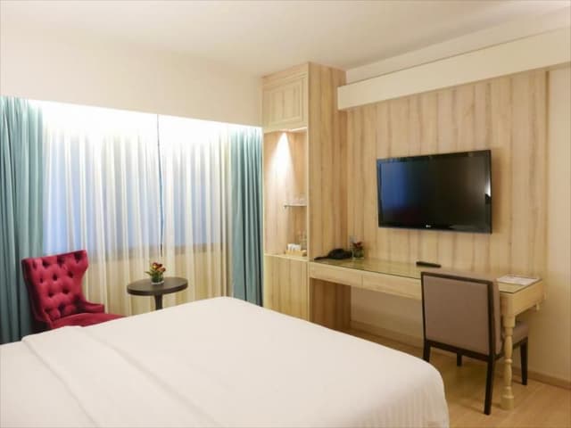 Premier Room