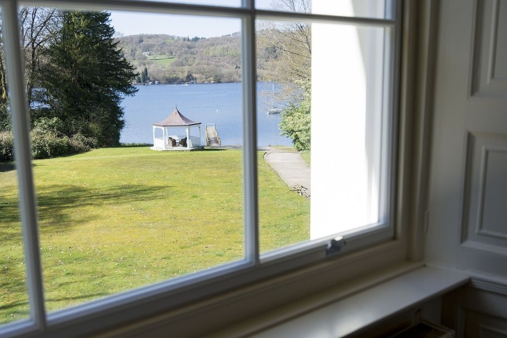 Storrs Hall Hotel1