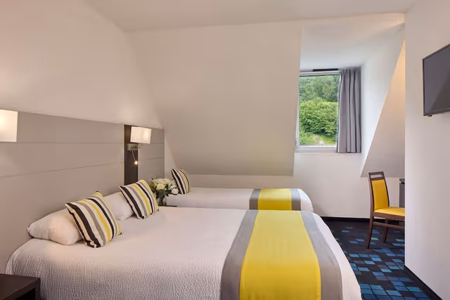 Triple Room