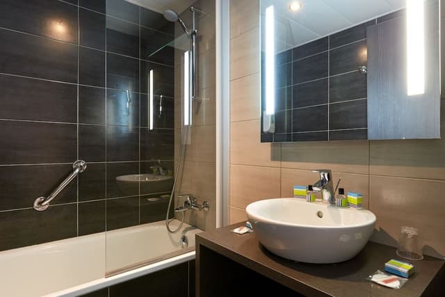 Adjoining room