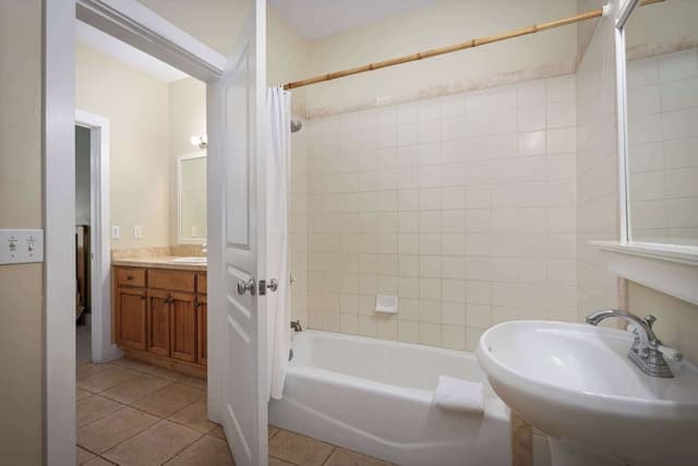 Suite, 2 Bedrooms, Garden View