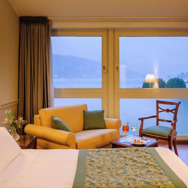 Standard Double or Twin Room, Lake View
