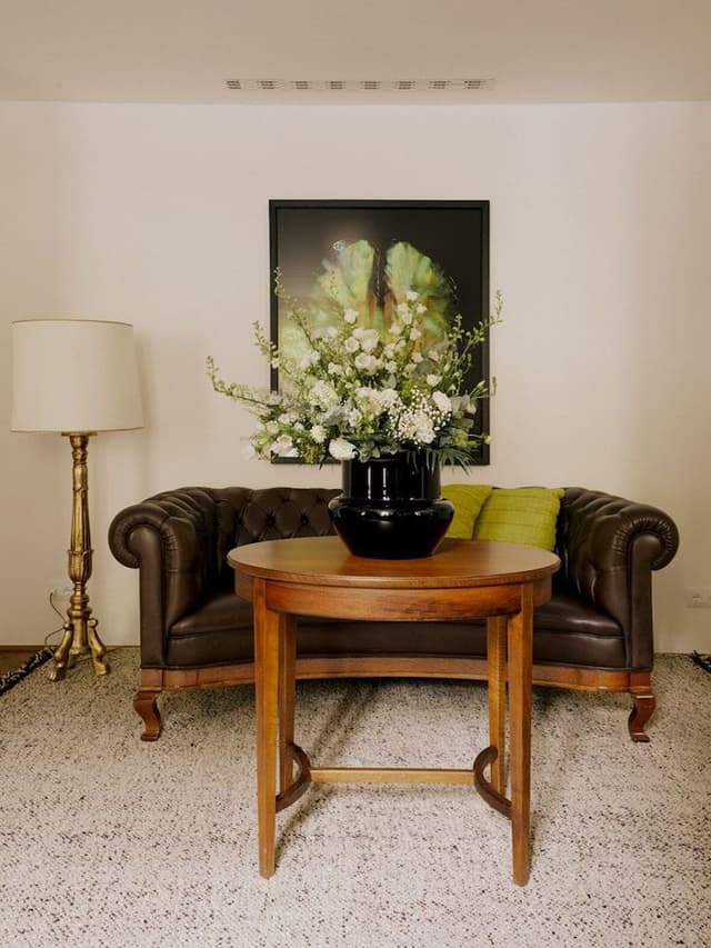 Design Studio Suite, 1 King Bed, Garden Area