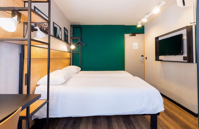 Standard Room, 2 Twin Beds