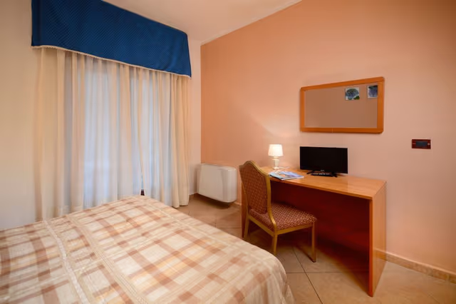 Standard Double or Twin Room (with balcony)