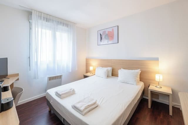 Superior Studio, 1 Double or 2 Twin Beds