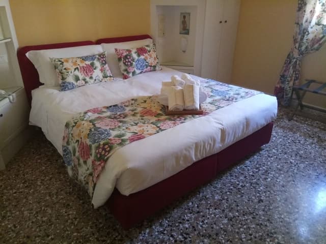 Classic Double Room