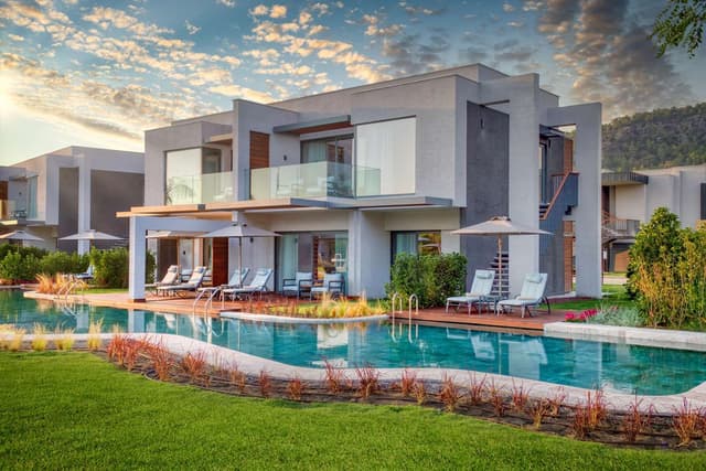 LAKE HOUSE SWIM-UP SUITE WITH POOL VIEW