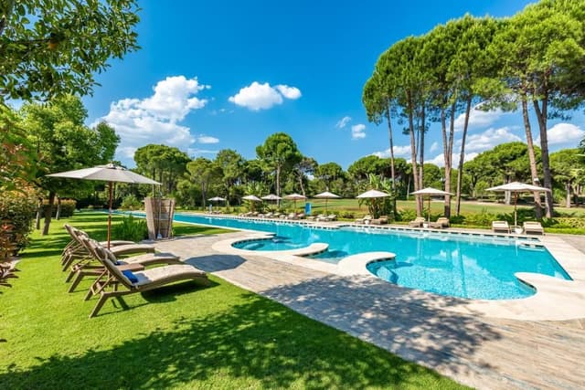 Azure Villa - 3 Bedrooms
