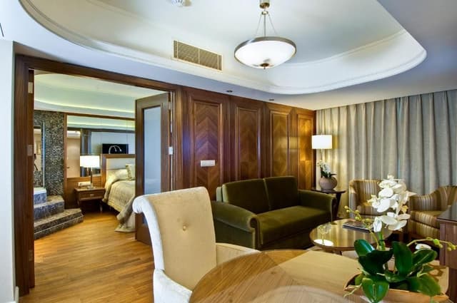 Executive Suite