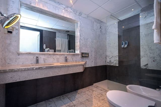 Deluxe Room, 2 Twin Beds, Balcony, Sea View