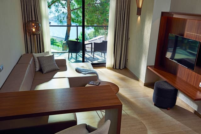 Suite with Sea View