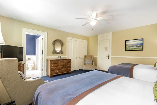 Deluxe Room, 2 Queen Beds